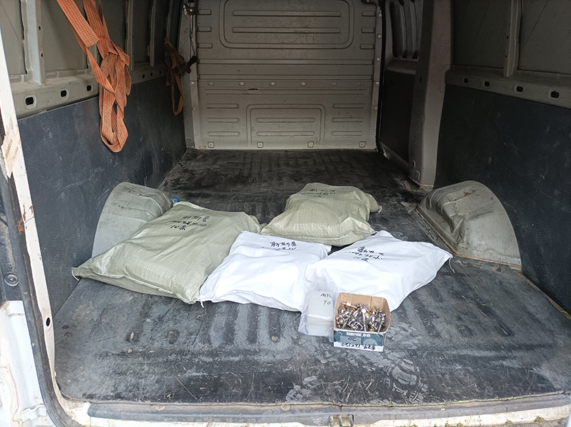 密封圈、網(wǎng)架等發(fā)貨